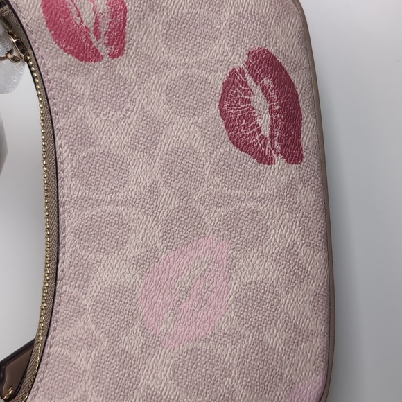 Coach CZ943 Teri Mini Crossbody Bag In Signature Canvas W/Lips Print - Last One - Picture 10 of 14